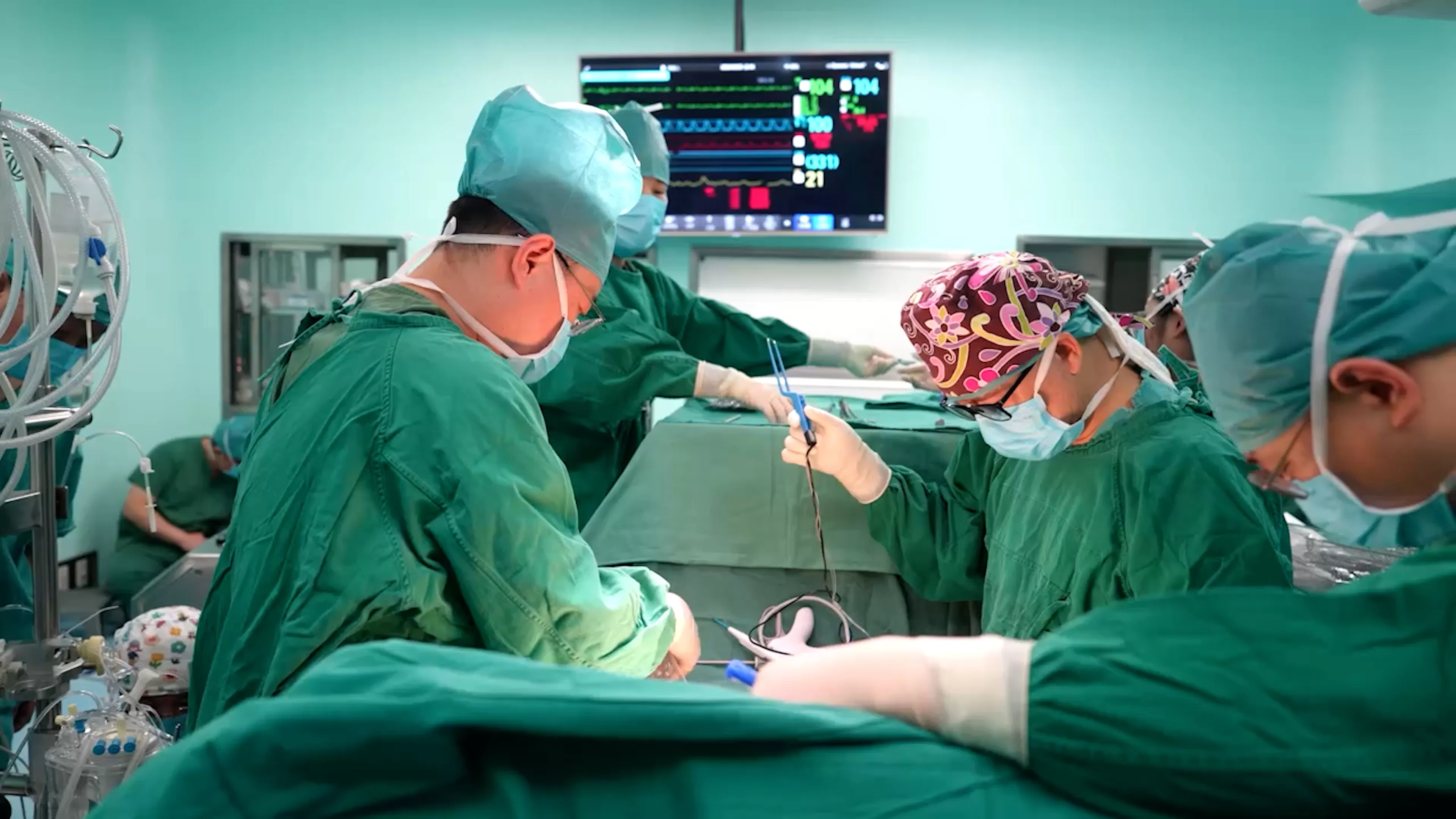 Extracting a Tumor from a Beating Heart! Beijing Jingdu Children's Hospital Performs a World-Class Tumor Surgery