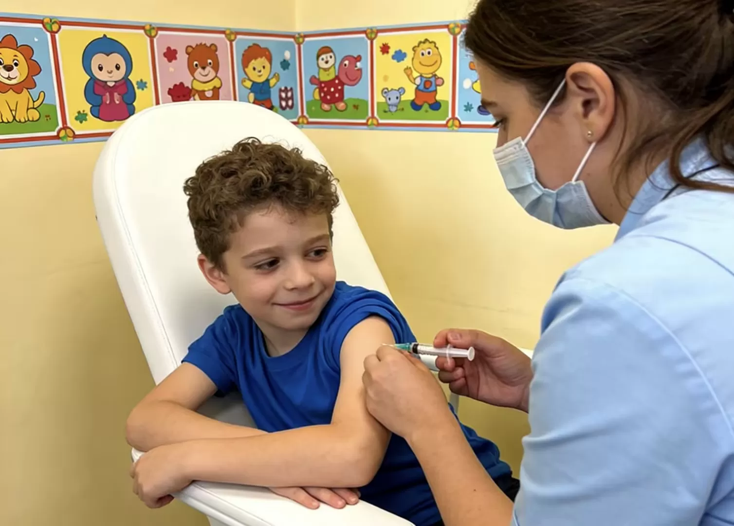 Vaccination Clinic for Foreign Children at Beijing Jingdu Children's Hospital